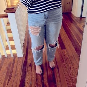 American Eagle AE Distressed Loose Fit Jeans Stretch Curvy Mom Jean Size 16